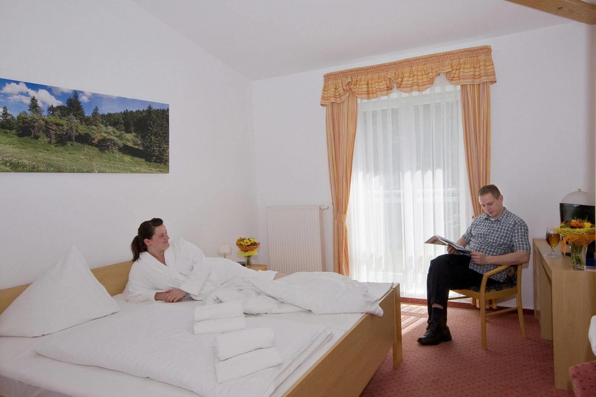 Hotel Haus Oberland Masserberg Luaran gambar